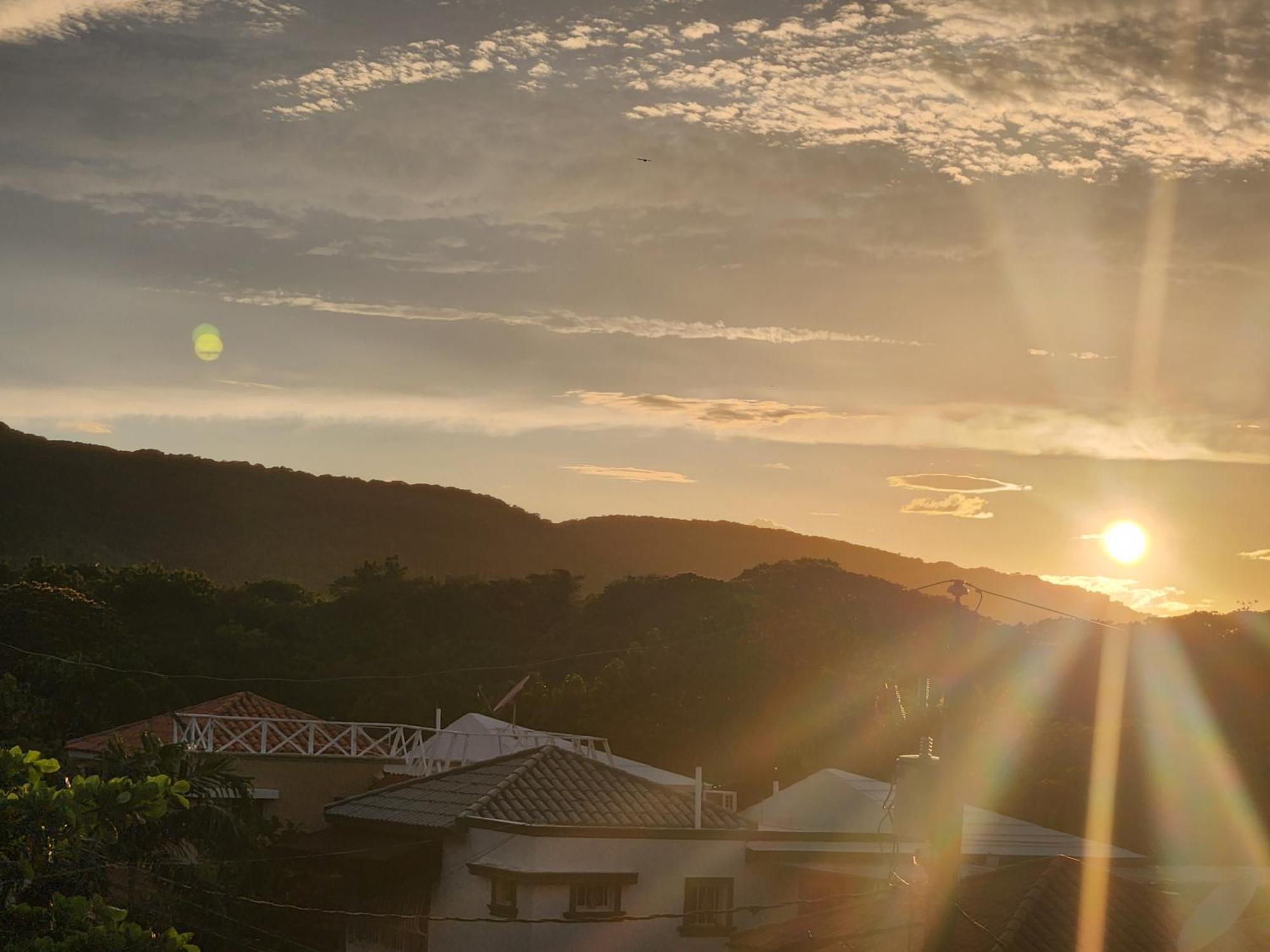 Casita Linda Larimar - 2Br Apartment With Rooftop, Bay Views, Fast Wifi, Near Beach In Barahona Exteriér fotografie